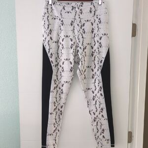 aurum high waist stylish Snake Print Leggings XL